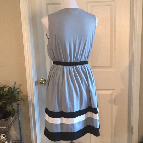 Gray dress - Picture 2 of 2